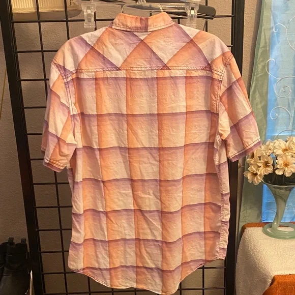 Italia Men's Multicolor Striped Button Down Shirt - Picture 9 of 10